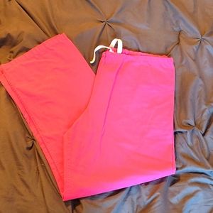 Urbane dark pink med tall scrub pants